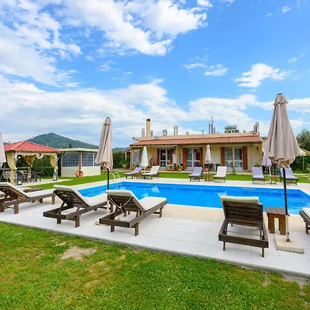 The Mansion Of Dionisos And Dimitras 7 Linaria (Ilia)